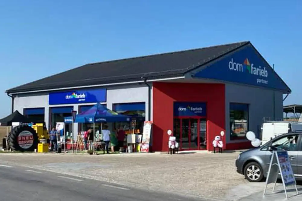 Emaila - Dom Farieb - Trebatice